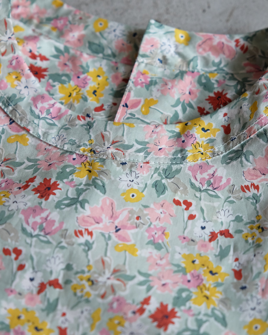 シャツ屋のTシャツ Mサイズ(LIBERTY California Bloom)
