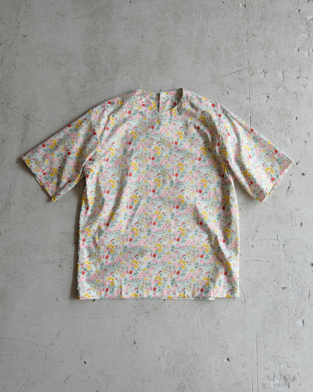 シャツ屋のTシャツ Mサイズ(LIBERTY California Bloom)