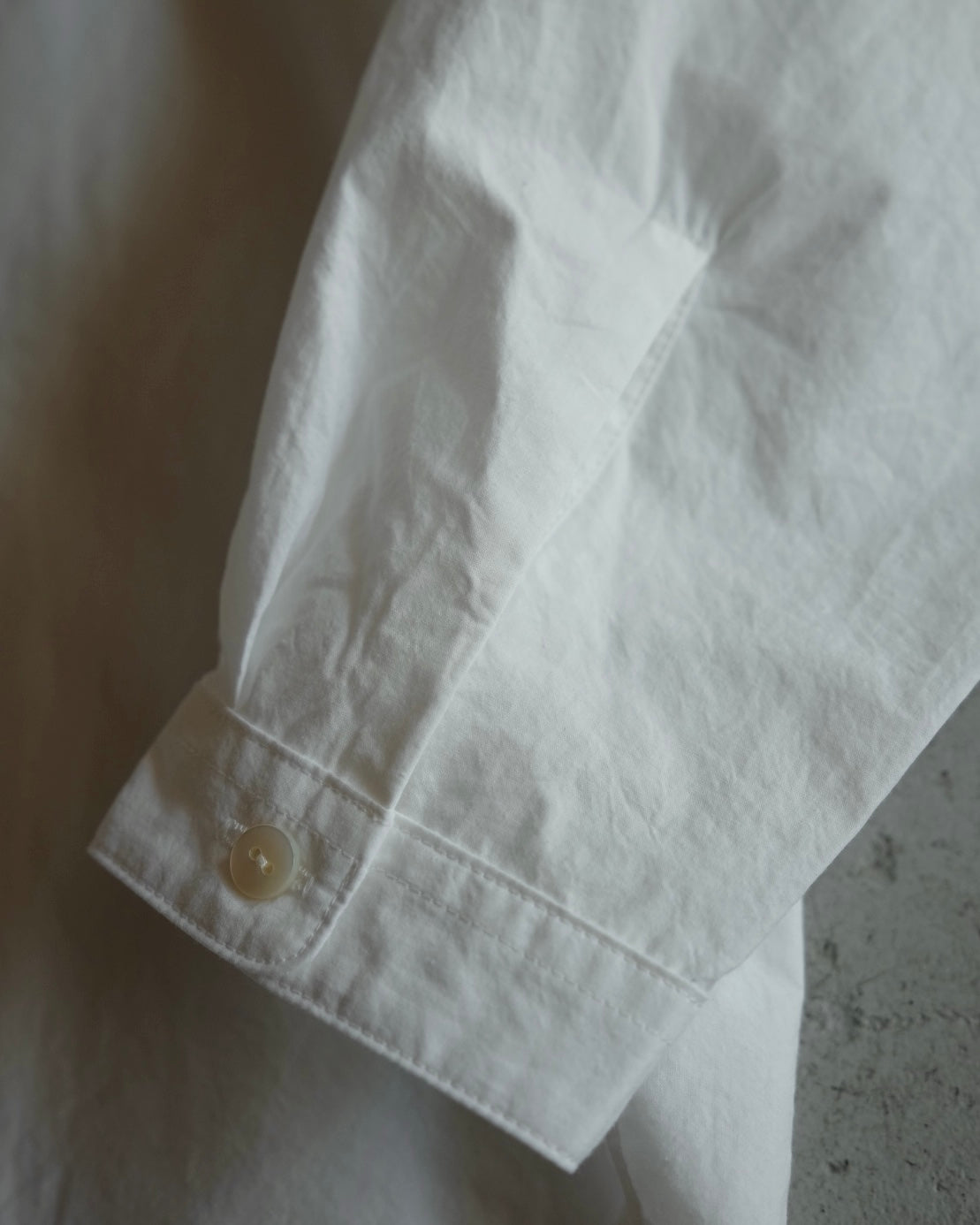 C&S別注バンドカラー長袖シャツ Sサイズ（C&S Cotton Papier）