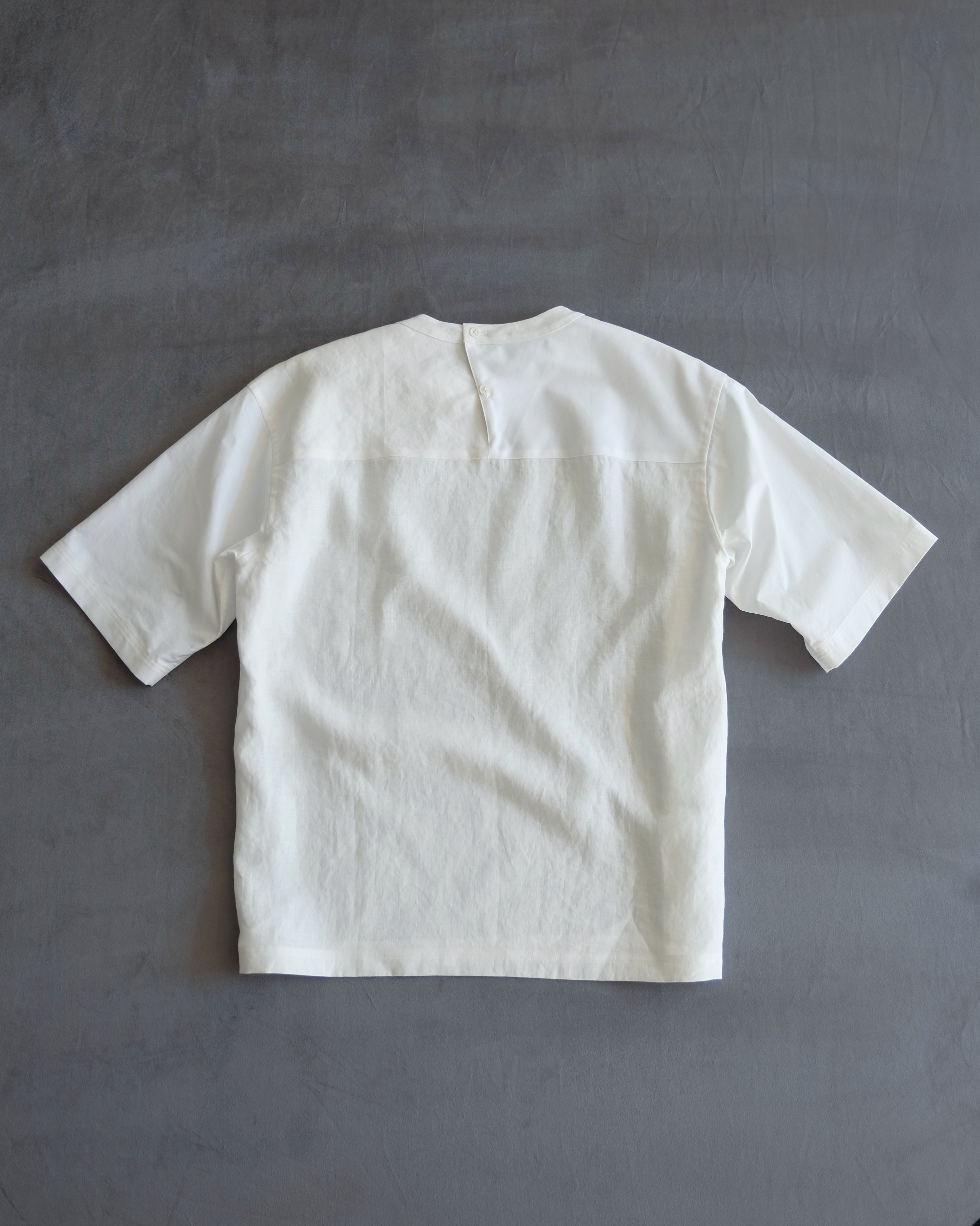 シャツ屋のTシャツ（まかない OFF WHITE）