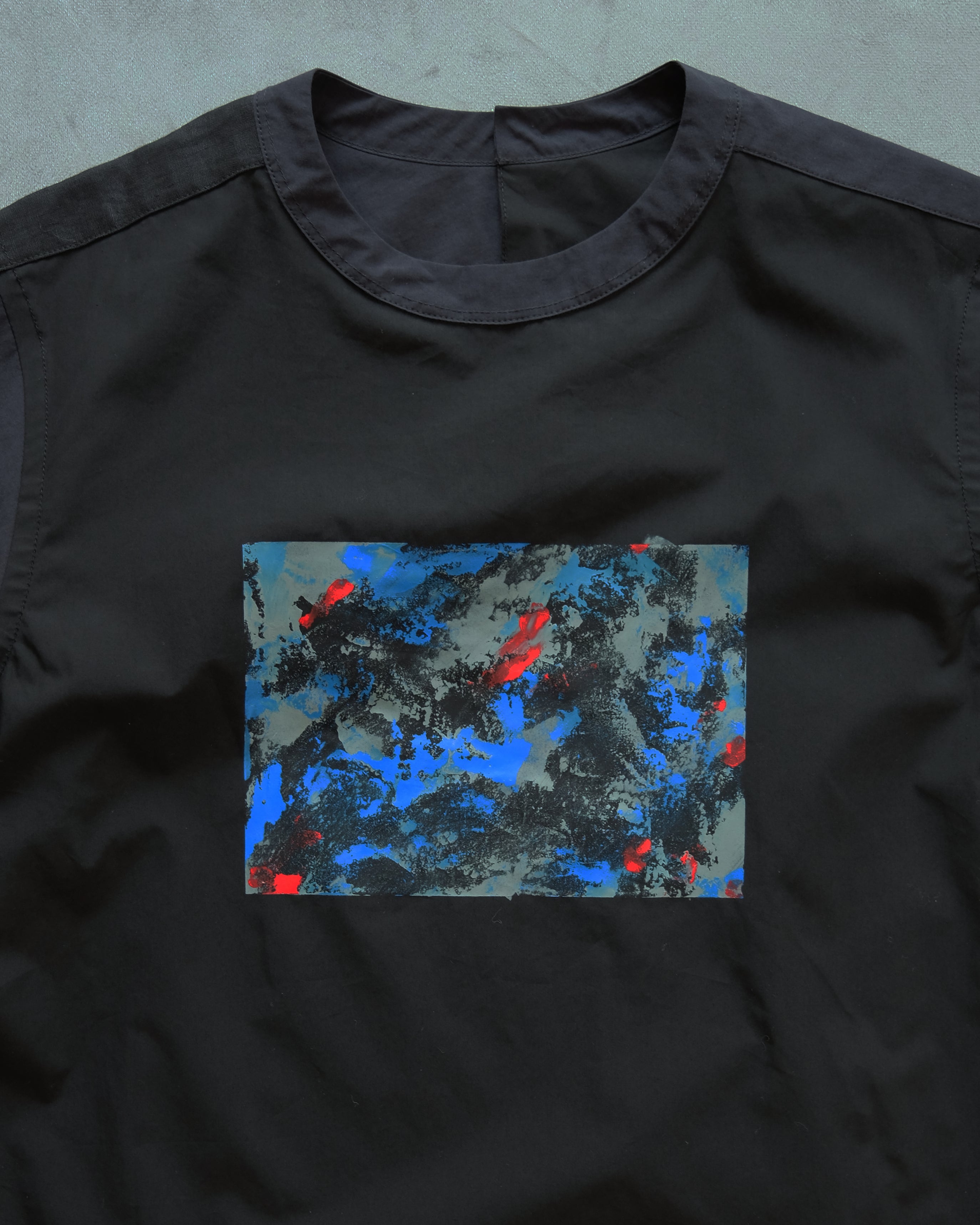 シャツ屋のTシャツ Sサイズ（painted by Saki Tanaka）