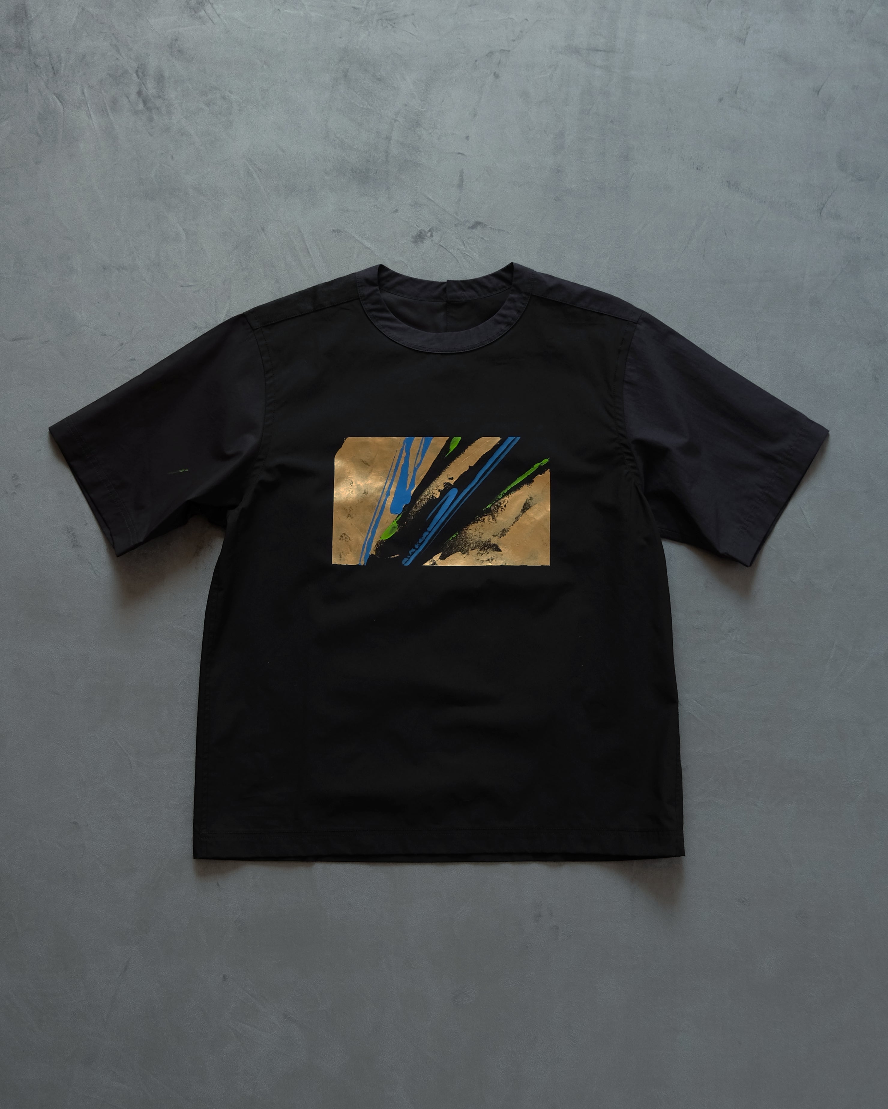 シャツ屋のTシャツ Sサイズ（painted by Saki Tanaka）