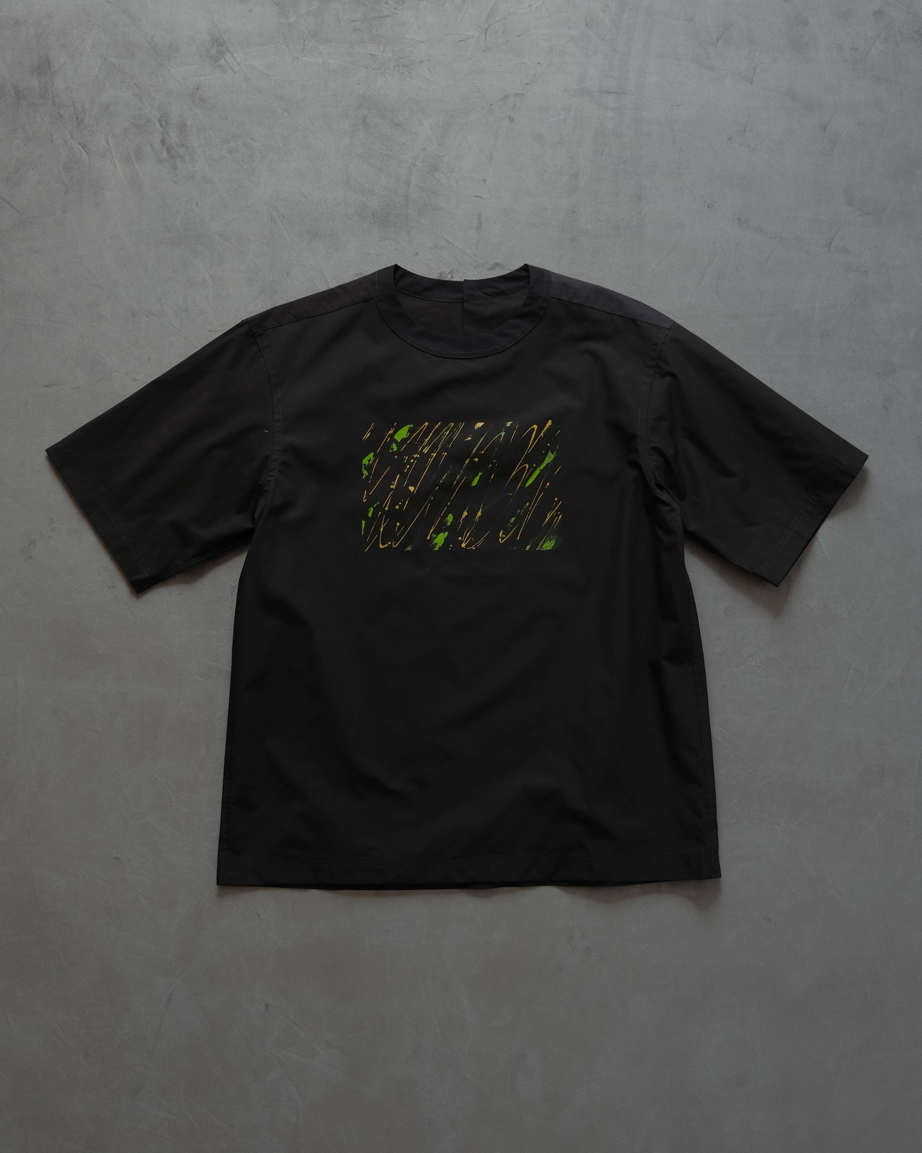 シャツ屋のTシャツ Sサイズ（painted by Saki Tanaka）