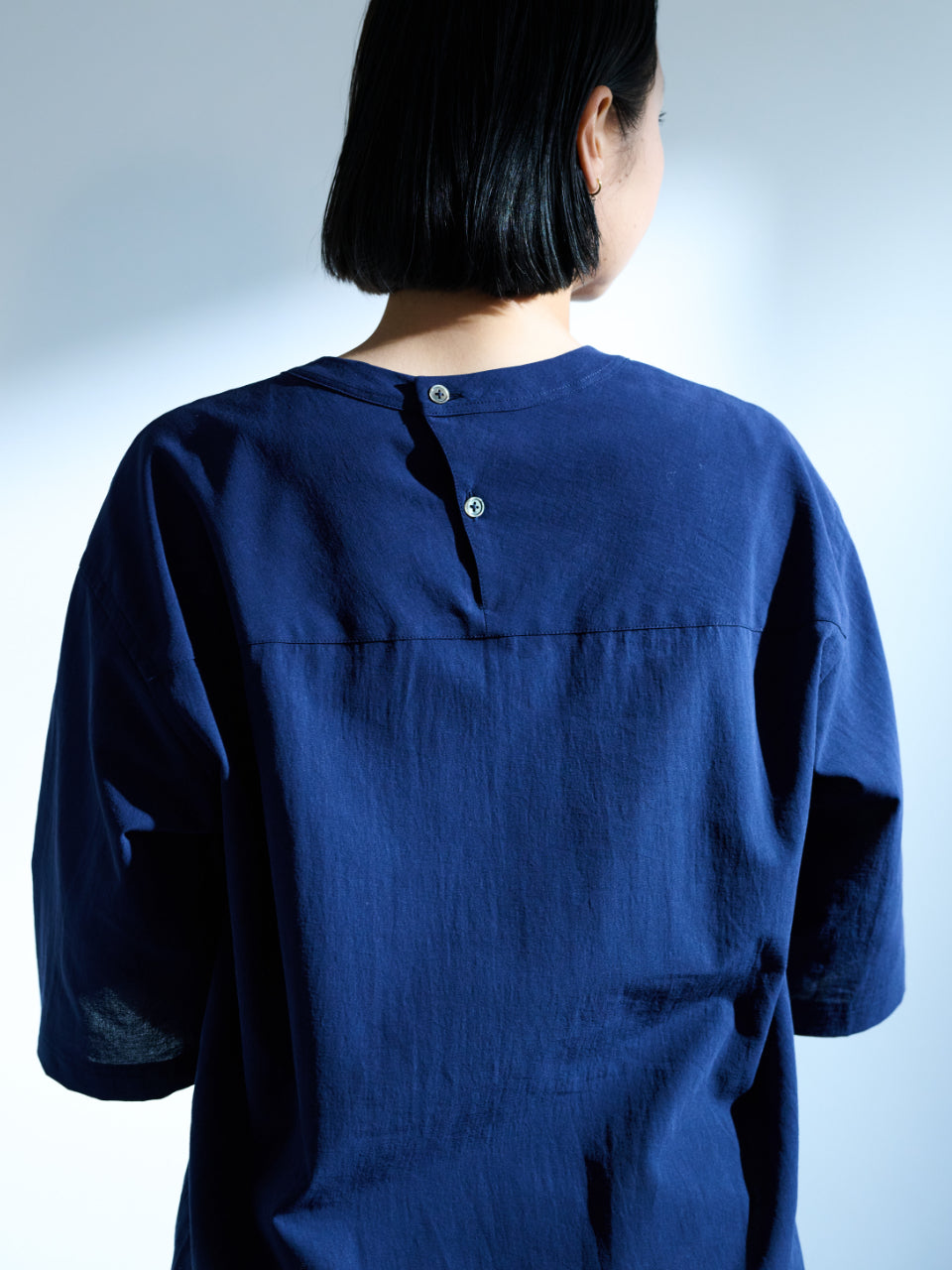 シャツ屋のTシャツ「SAZANAMI COTTON」（NAVY）