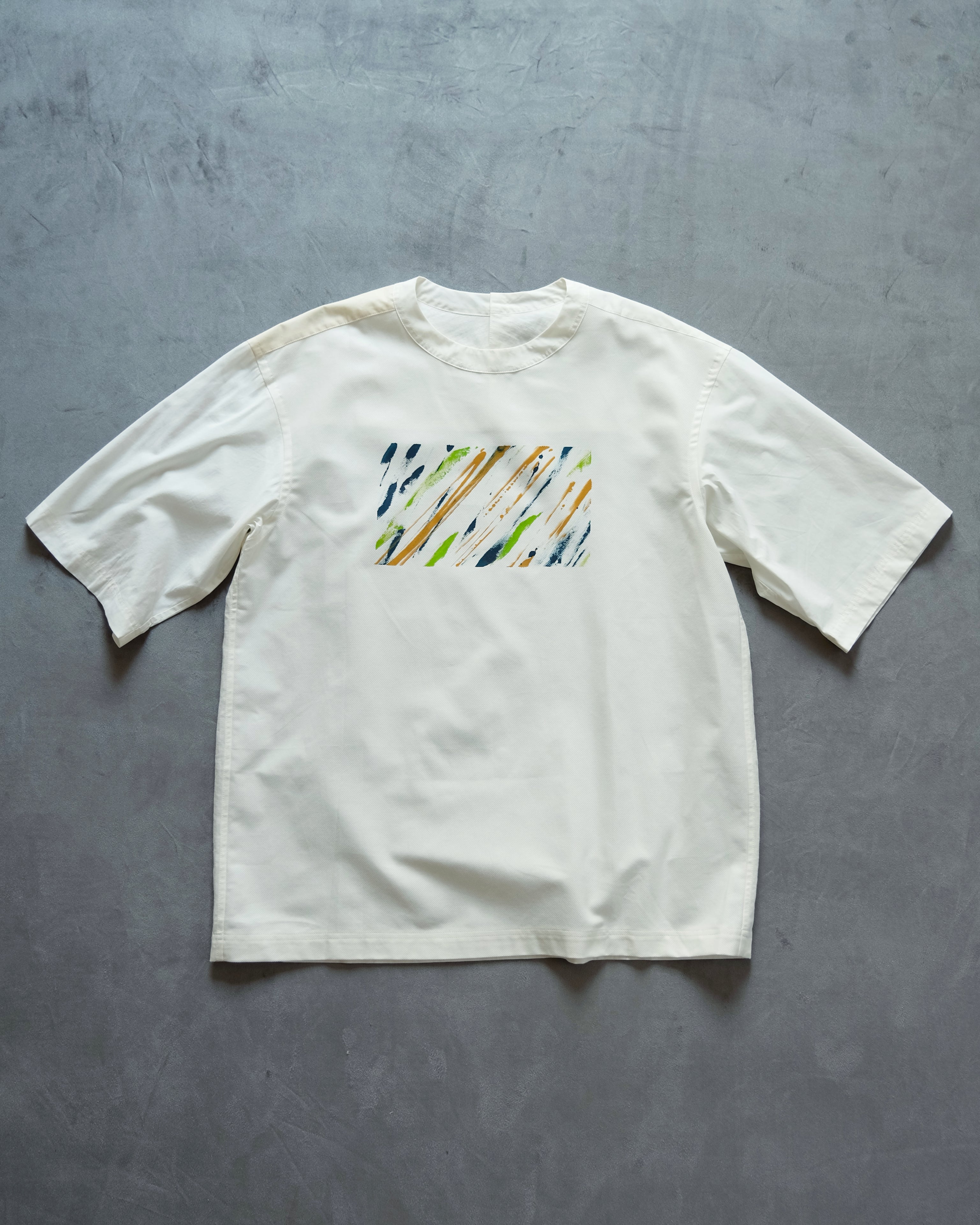 シャツ屋のTシャツ Lサイズ（painted by Saki Tanaka）